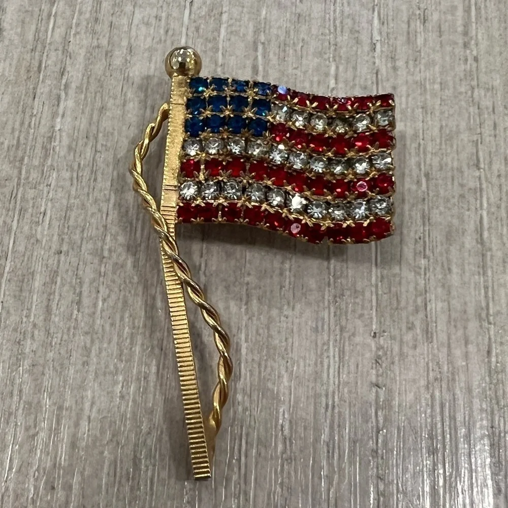 Vintage rhinestone usa